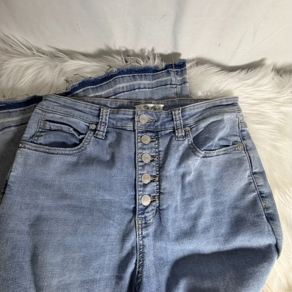 We The‎ Free Free People Just Float On Flare Jeans Light Wash Button Fly 31